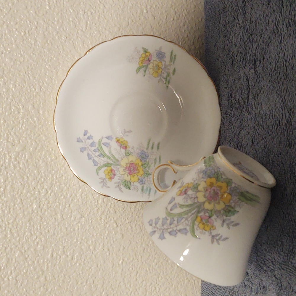Vintage Colclough Teacup & Saucer #6589